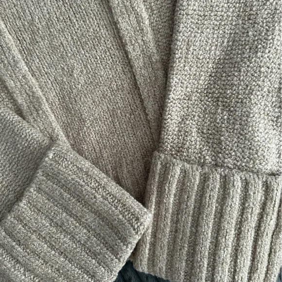 Abercrombie & Fitch Beige Open-Front Knit Cardigan - Size XS - NWT - Picture 3 of 4